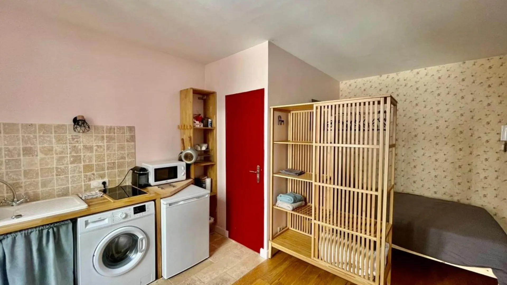 Apartment Ferienwohnung Charming Studio Near The Old Port Marseilles