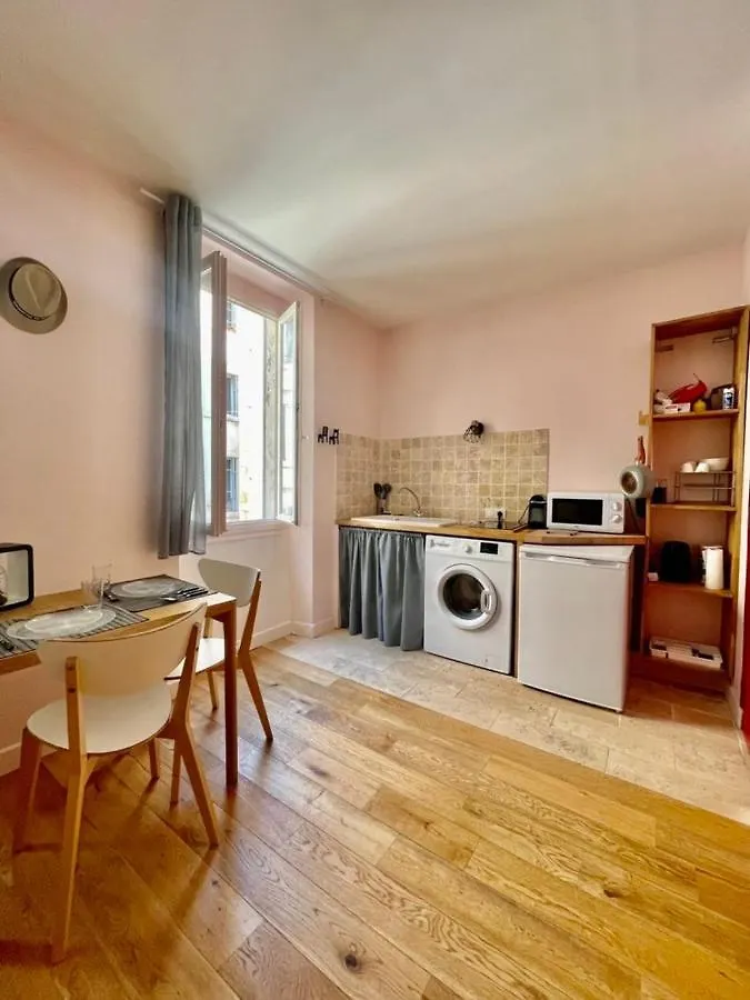 Apartment Ferienwohnung Charming Studio Near The Old Port Marseilles Frankreich